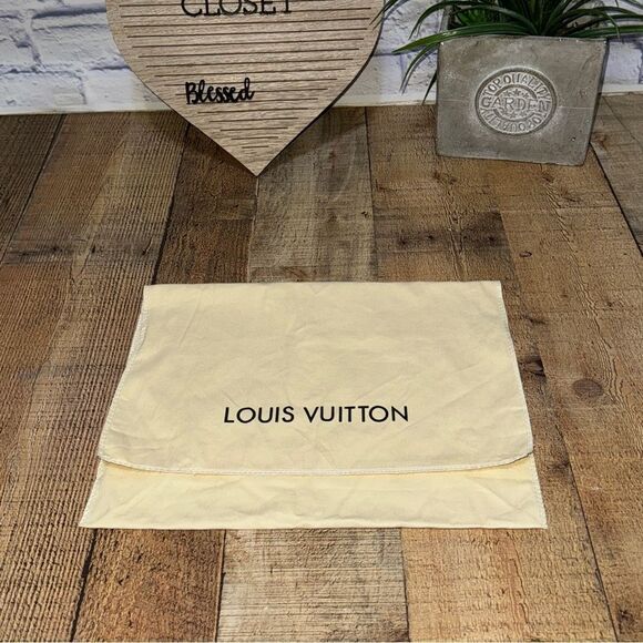 Louis Vuitton dust bag - Picture 11 of 11